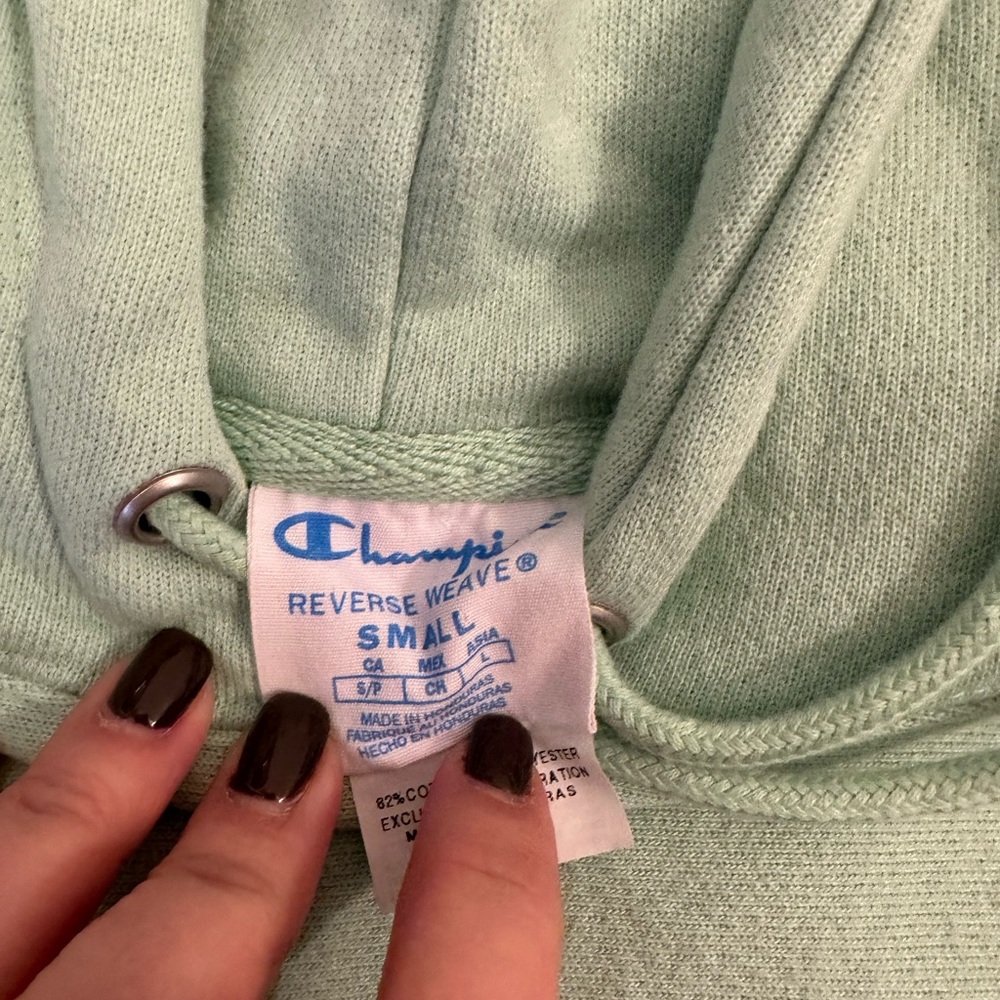 Champion Sweatshirt - Picture 2 of 2